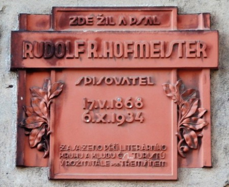 Pamětní deska Rudolfa Richarda Hofmeistera v Rožmitálu pod Třemšínem