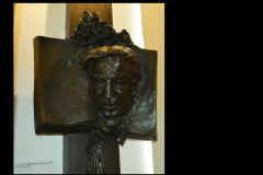 Busta Jaroslava Seiferta v Městském muzeu Kralupy nad Vltavou  