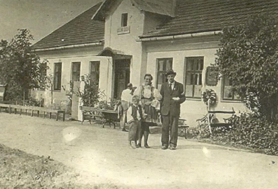 Pamětní deska Josefa Kaluse v Čeladné  