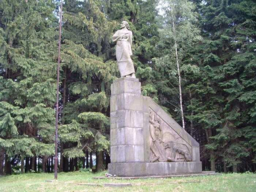 Pomník Mistra  Jana Husa v Hlinsku