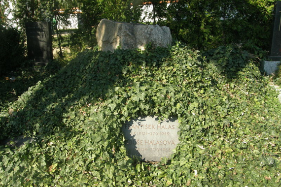 Hrob Františka Halase