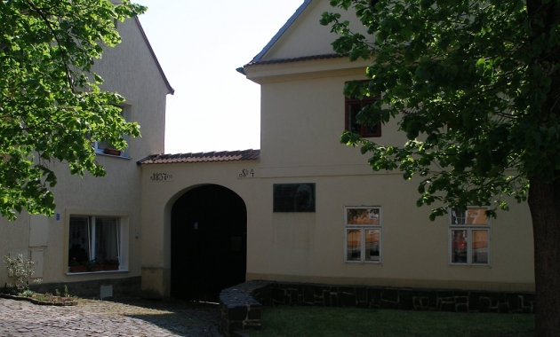 Pamětní světnička Josefa Hory v Dobříni 