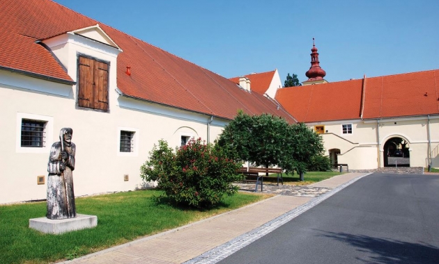 Dobrovická muzea – expozice Bohumila Hrabala
