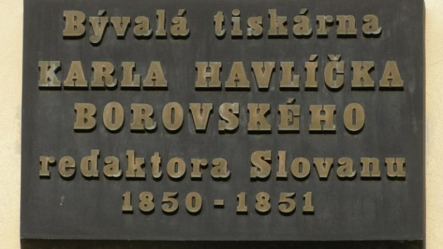 Pamětní deska K. H. Borovského v Kutné Hoře – vydávání časopisu Slovan