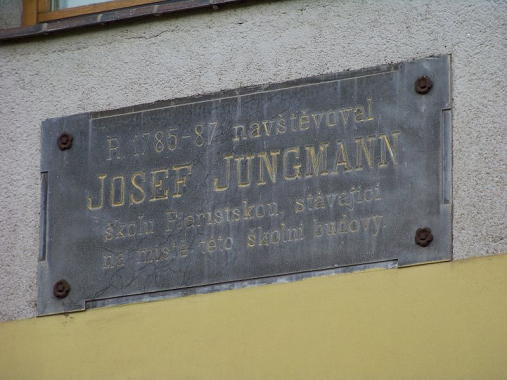 Pamětní deska Josefa Jungmanna v Berouně