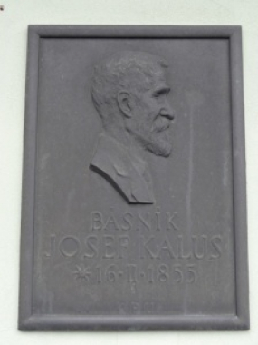 Pamětní deska Josefa Kaluse ve Frenštátu pod Radhoštěm  