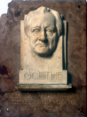 Pamětní deska s reliéfním portrétem Johanna Wolfganga von Goetha v Horním Slavkově