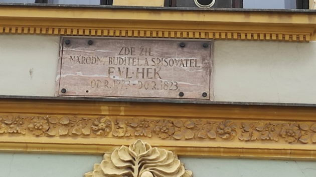 Pamětní deska Františka Vladislava Heka v Dobrušce 