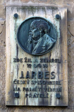 Pamětní deska s medailonem Jakuba Arbese v Praze
