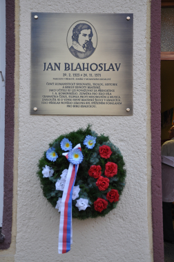Pamětní deska Jana Blahoslava v Kralici nad Oslavou