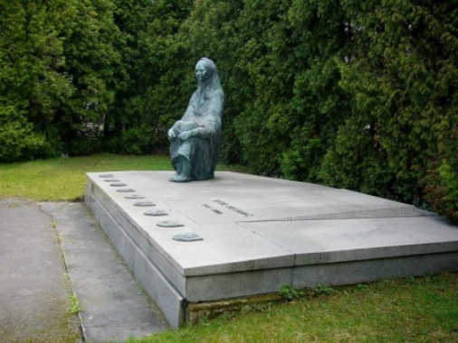 Hrob Petra Bezruče 