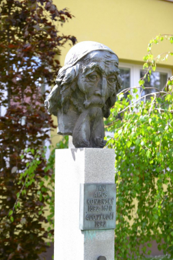 Busta Jana Amose Komenského v Nivnici