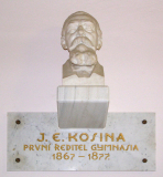 Busta s pamětní deskou Jana Evangelisty Kosiny v Olomouci