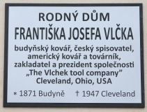 Pamětní deska Františka Josefa Vlčka v Budyni 