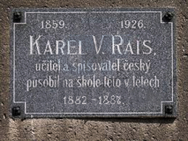 Pamětní deska Karla Václava Raise v Hlinsku  