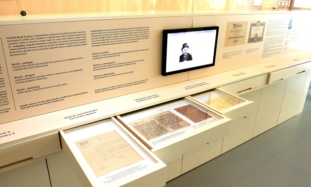 Pamětní síň Františka Bartoše (expozice František Bartoš: pedagog, jazykovědec, etnograf) ve Zlíně